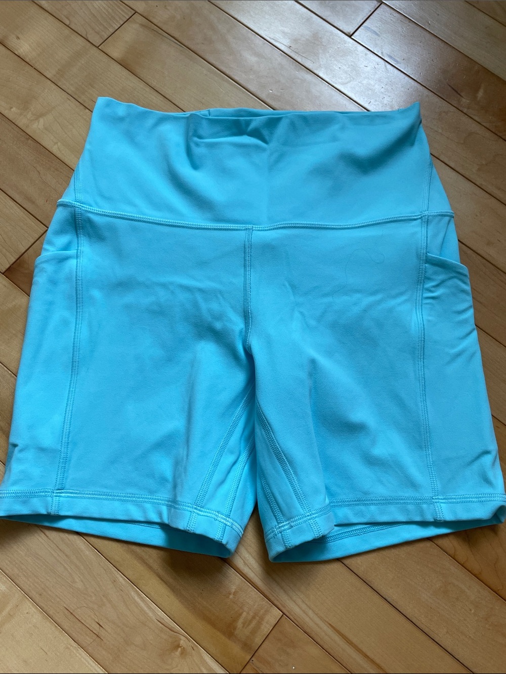 Lululemon Align High-Rise Short with Pockets 6” – Size 8 – Cyan Blue